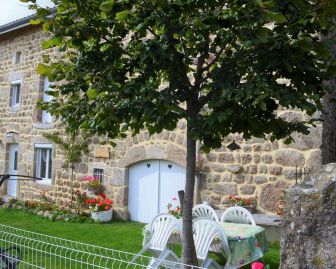 G&icirc;te n&deg;63G100985 Saint-Romain - Puy-de-D&ocirc;me